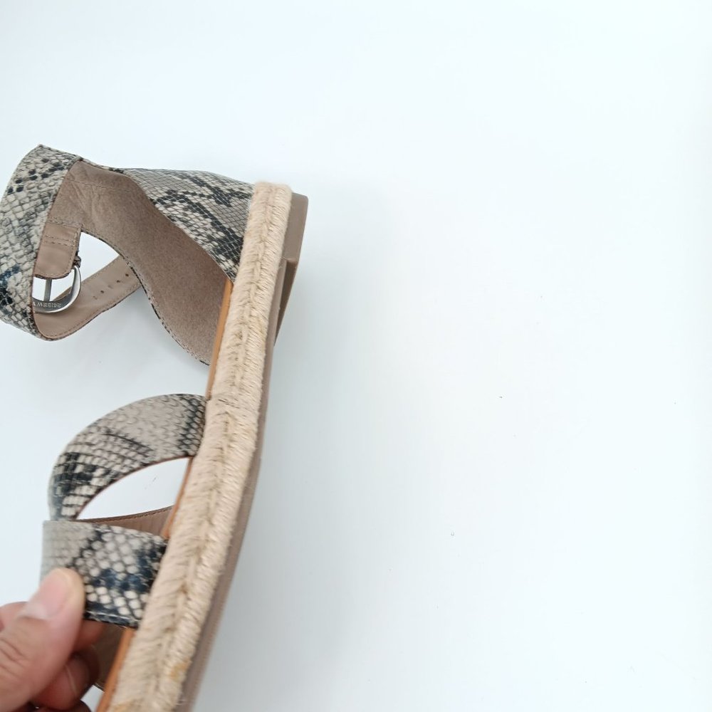 A.N.A GRAY BLAZE SNAKESKIN PRINT SANDALS SIZE 9M - Picture 6 of 16